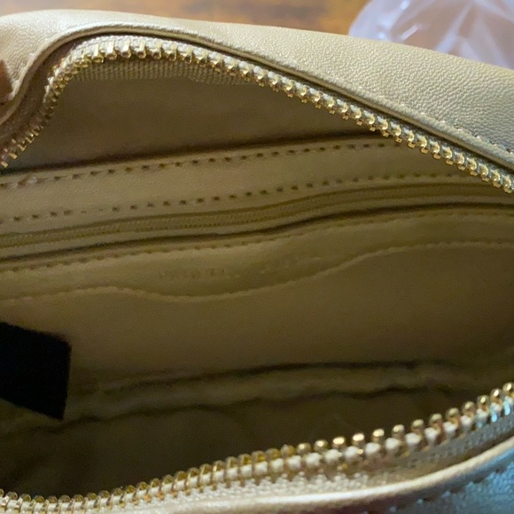 Badgley Mischka gold purse - Picture 9 of 9